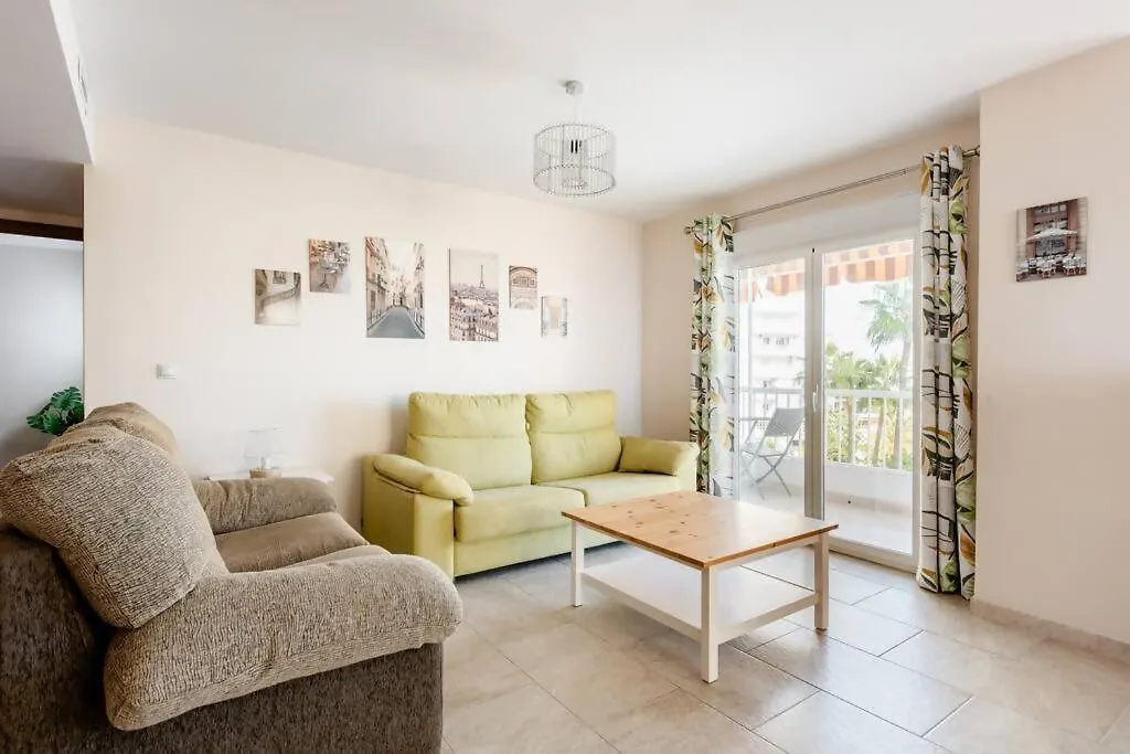 דירות Amplio Con Vistas Al Mar Y Piscina En בנאלמדנה 0*,  ספרד